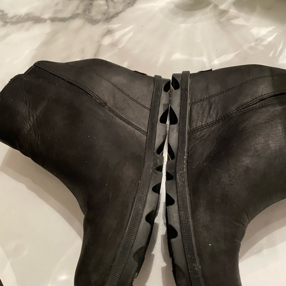 SOREL, women’s size 11 - Picture 2 of 8